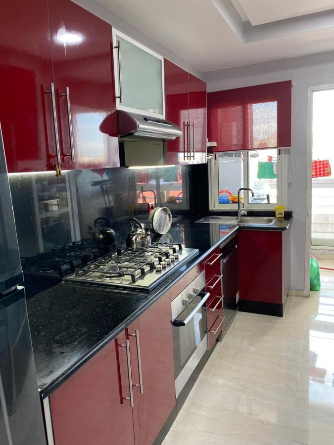 Magnifique Appart F3, Renove, Tres Bien Desservie Casablanca Exterior foto